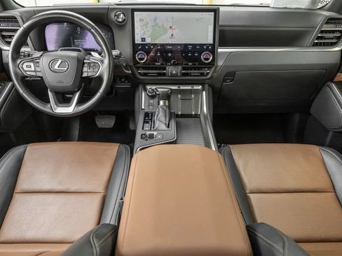 Used 2024 Lexus GX 550 w/ Accessory Package (2T) AWD/4WD image 6