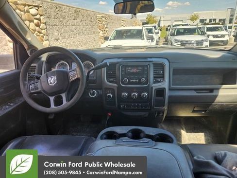 Used 2017 RAM 5500 Tradesman w/ Chrome Appearance Group AWD/4WD image 8