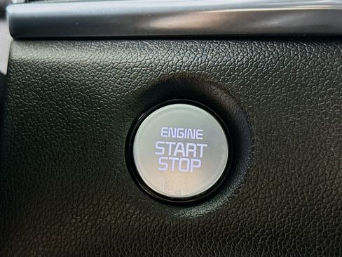 Used 2024 Kia Sorento SX Prestige w/ Sage Leather Package image 21