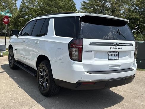 Used 2022 Chevrolet Tahoe Z71 w/ Luxury Package AWD/4WD image 9