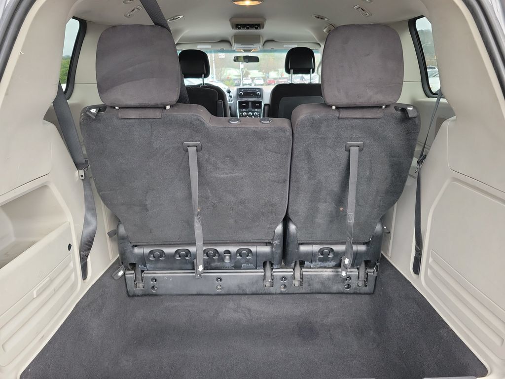 Used 2013 Dodge Grand Caravan SE FWD image 26