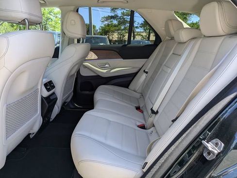 Used 2024 Mercedes-Benz GLE 350 4MATIC image 15