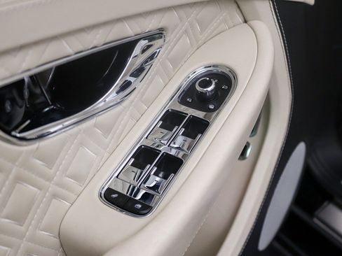 Used 2020 Bentley Continental GT V8 AWD/4WD image 27