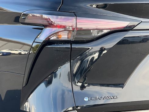 New 2026 Toyota Sienna XLE Woodland Edition AWD/4WD image 26