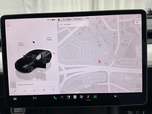 Used 2023 Tesla Model 3 Standard Range RWD image 18
