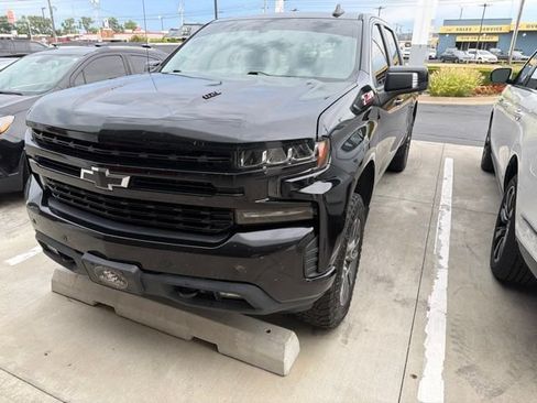 Used 2021 Chevrolet Silverado 1500 RST w/ Texas Edition Plus AWD/4WD image 2