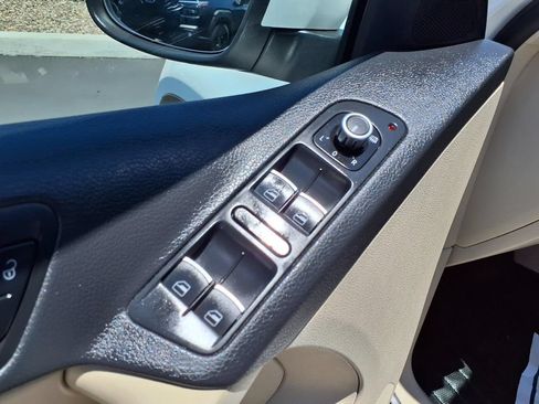 Used 2012 Volkswagen Tiguan S AWD/4WD image 25