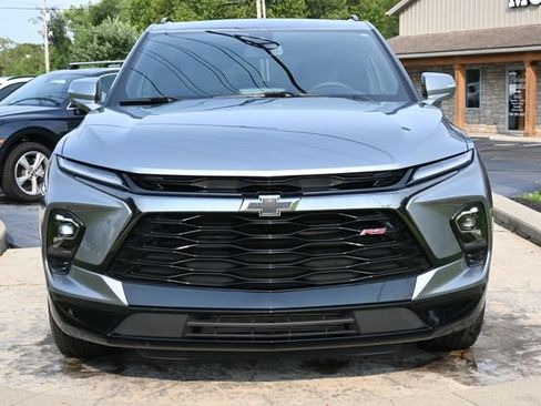 Used 2024 Chevrolet Blazer RS w/ Enhanced Convenience Package AWD/4WD image 2