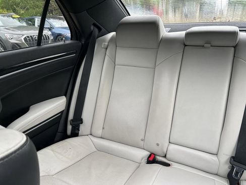 Used 2017 Chrysler 300 S w/ 300S Premium Group image 12