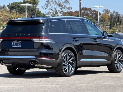 New 2025 Lincoln Aviator Reserve w/ Equipment Group 201A image 3
