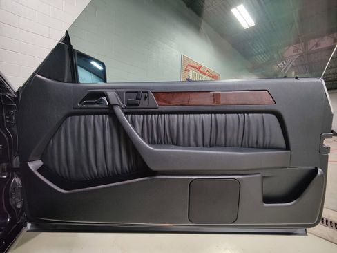 Used 1995 Mercedes-Benz E 320 Convertible image 16