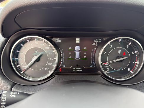 Certified 2023 Maserati Levante GT image 20