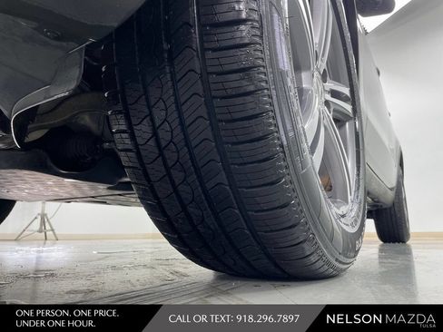 Used 2022 Mercedes-Benz GLC 300 4MATIC image 10