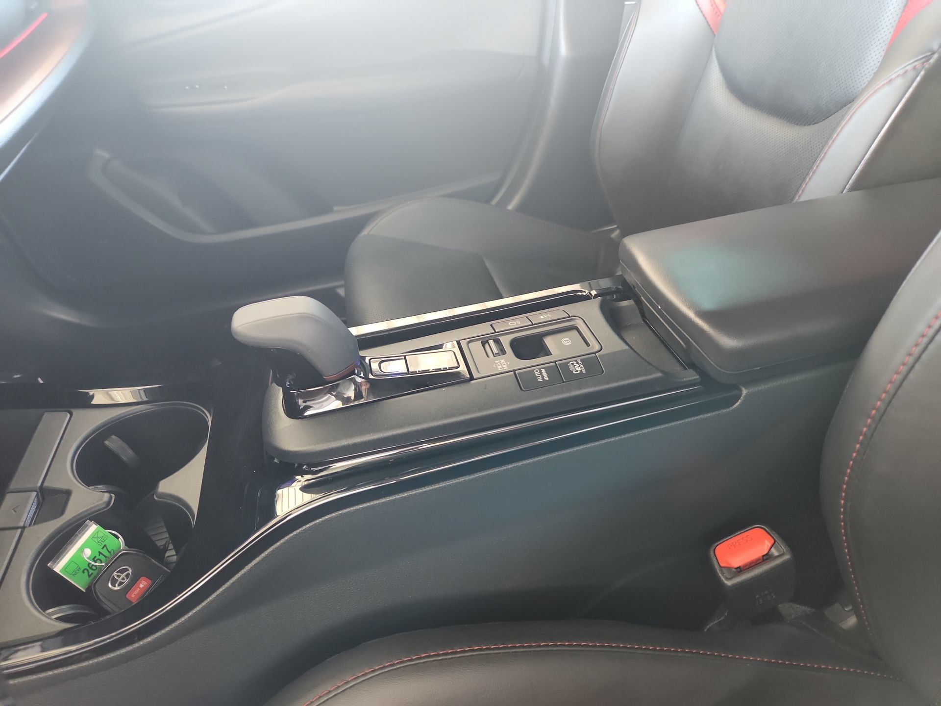 Used 2023 Toyota Prius Prime Premium FWD image 22