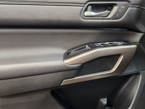 Certified 2023 Nissan Pathfinder Platinum image 16