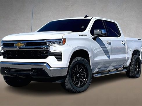 Used 2026 Chevrolet Silverado 1500 LT image 1