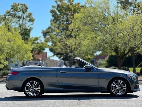 Used 2017 Mercedes-Benz C 300 4MATIC Cabriolet image 4