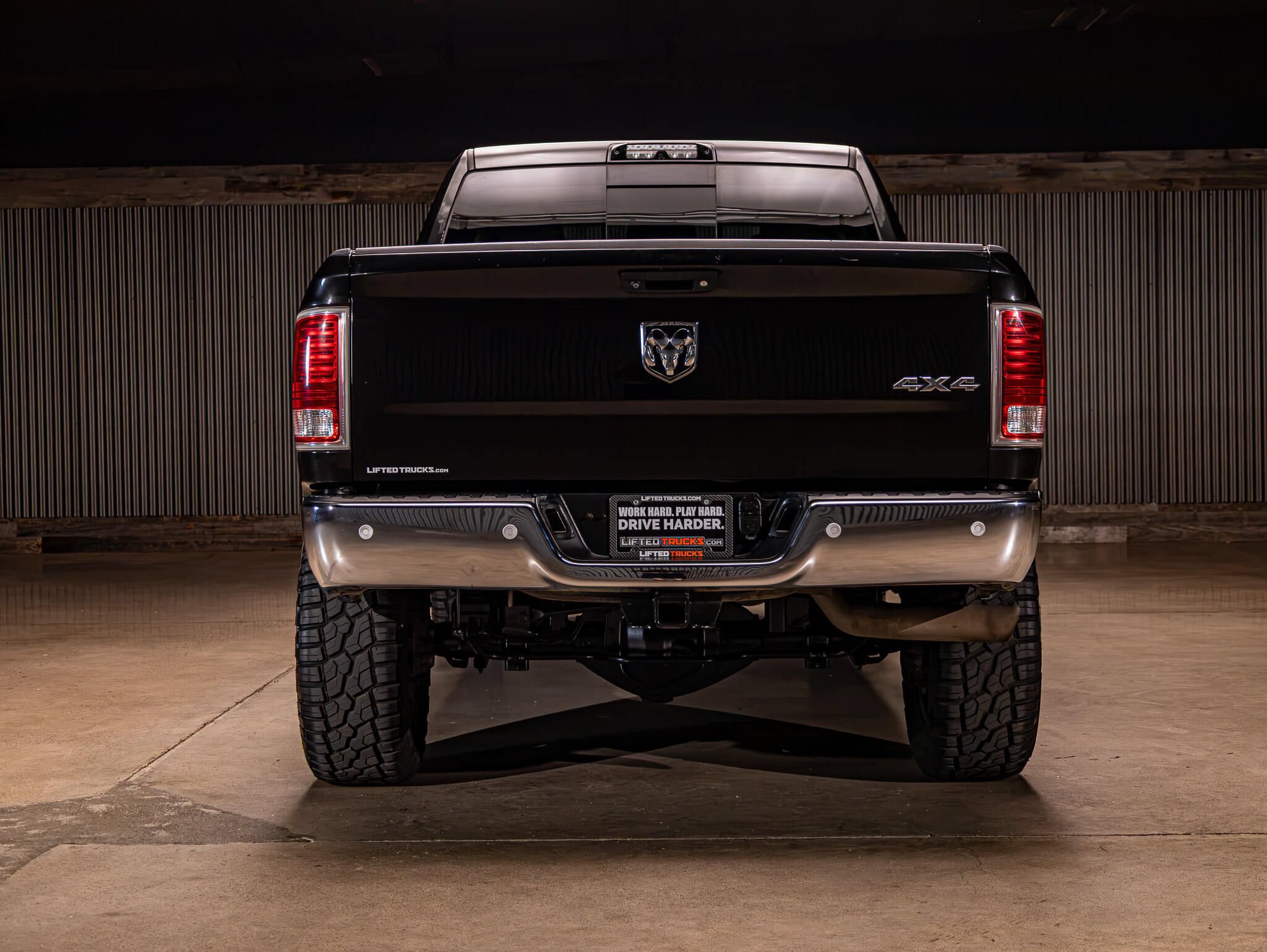 Used 2018 RAM 2500 Laramie w/ Convenience Group AWD/4WD image 13