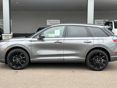 New 2025 Lincoln Corsair Reserve w/ Equipment Group 202A image 6