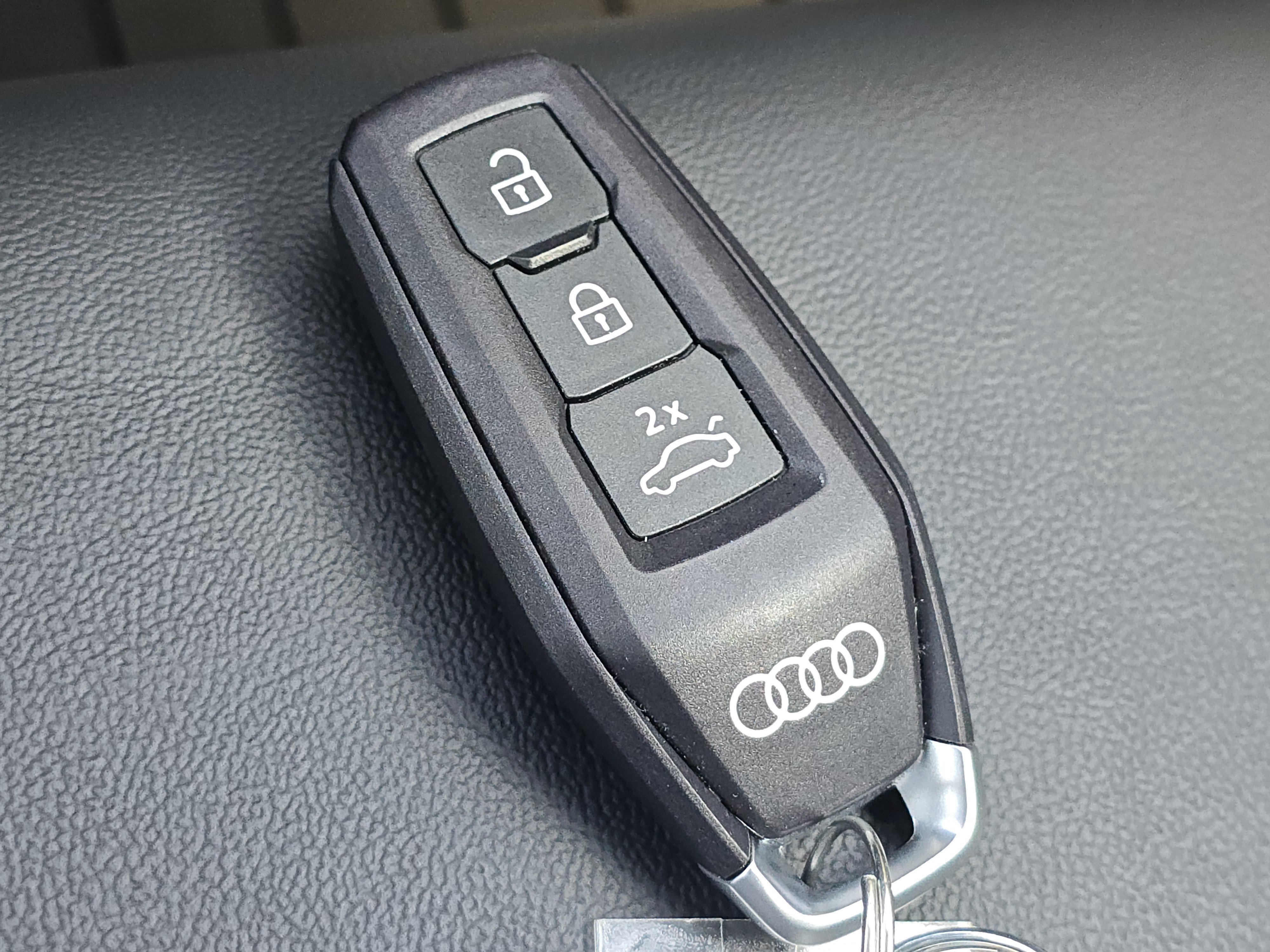 Certified 2025 Audi Q5 Premium Plus w/ Premium Plus AWD/4WD image 28