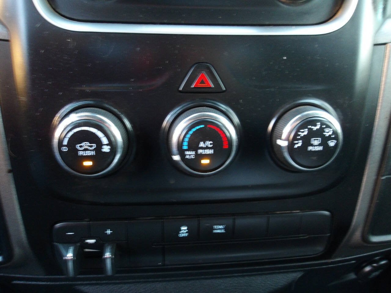 Used 2014 RAM 1500 Express AWD/4WD image 14