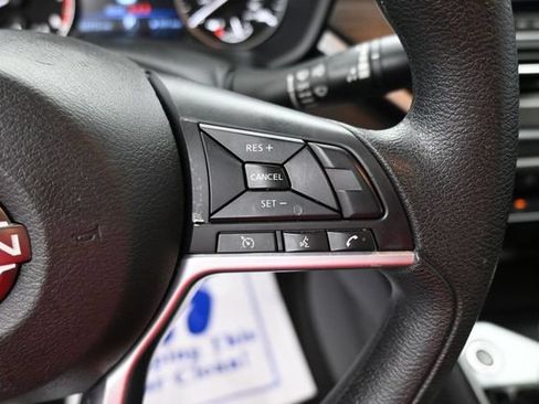 Used 2025 Nissan Altima 2.5 SV FWD image 13