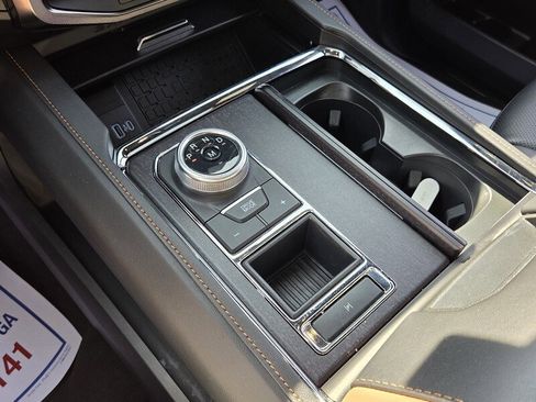 Used 2024 Ford Expedition Max Platinum image 26