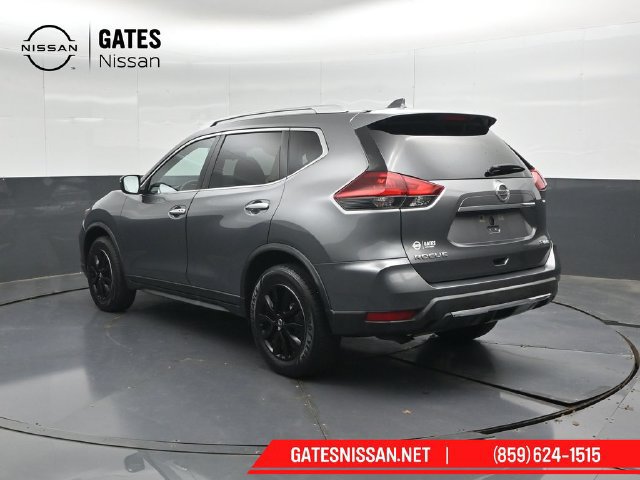 Used 2018 Nissan Rogue SV AWD/4WD image 8