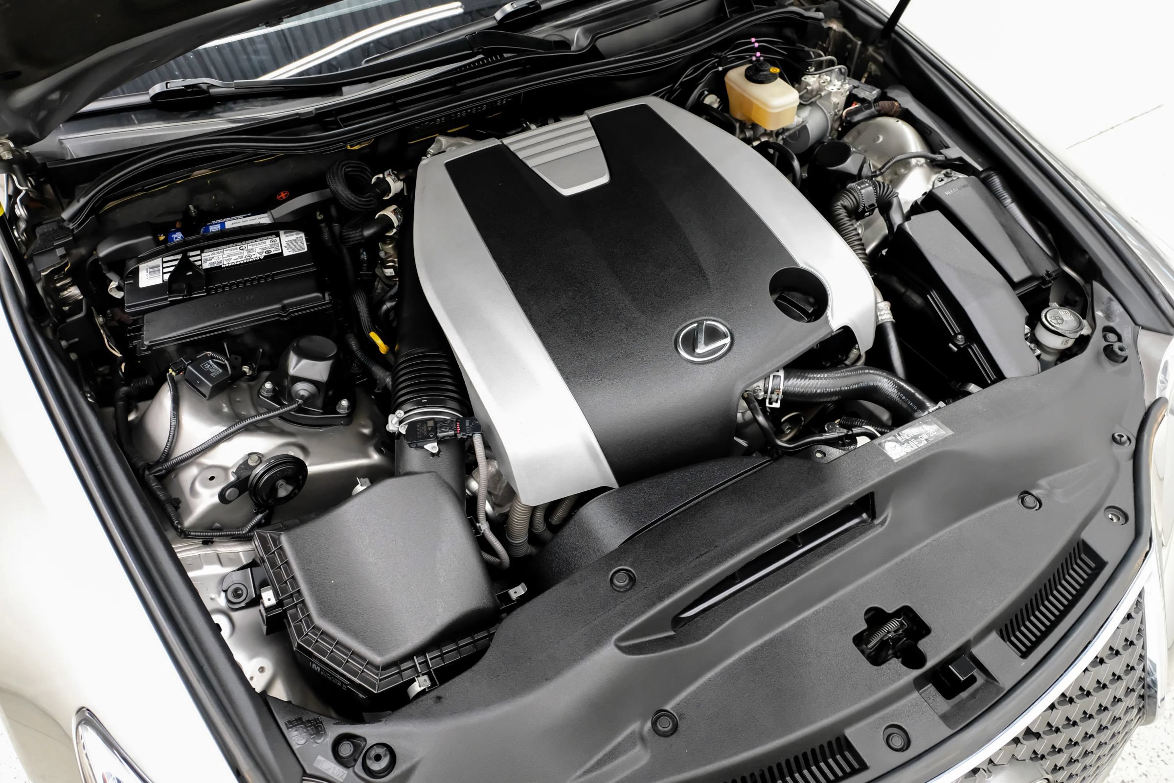 Used 2015 Lexus IS 350 w/ F-Sport Package RWD image 50