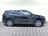 Used 2024 Chevrolet Equinox LT image 2