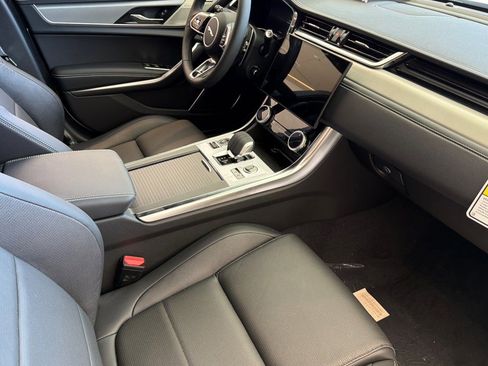 Used 2024 Jaguar XF R-Dynamic SE AWD/4WD image 23