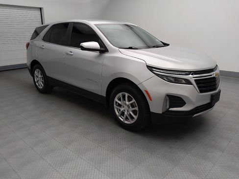 Used 2022 Chevrolet Equinox LT AWD/4WD image 11
