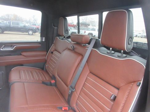 New 2026 GMC Sierra 2500 Denali Ultimate image 15