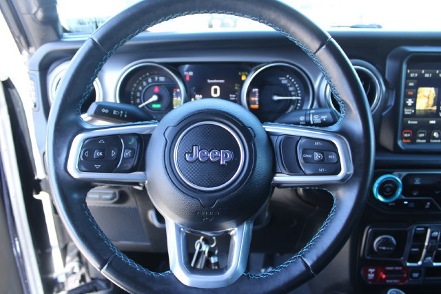 Used 2021 Jeep Wrangler Unlimited Rubicon 4xe AWD/4WD image 18