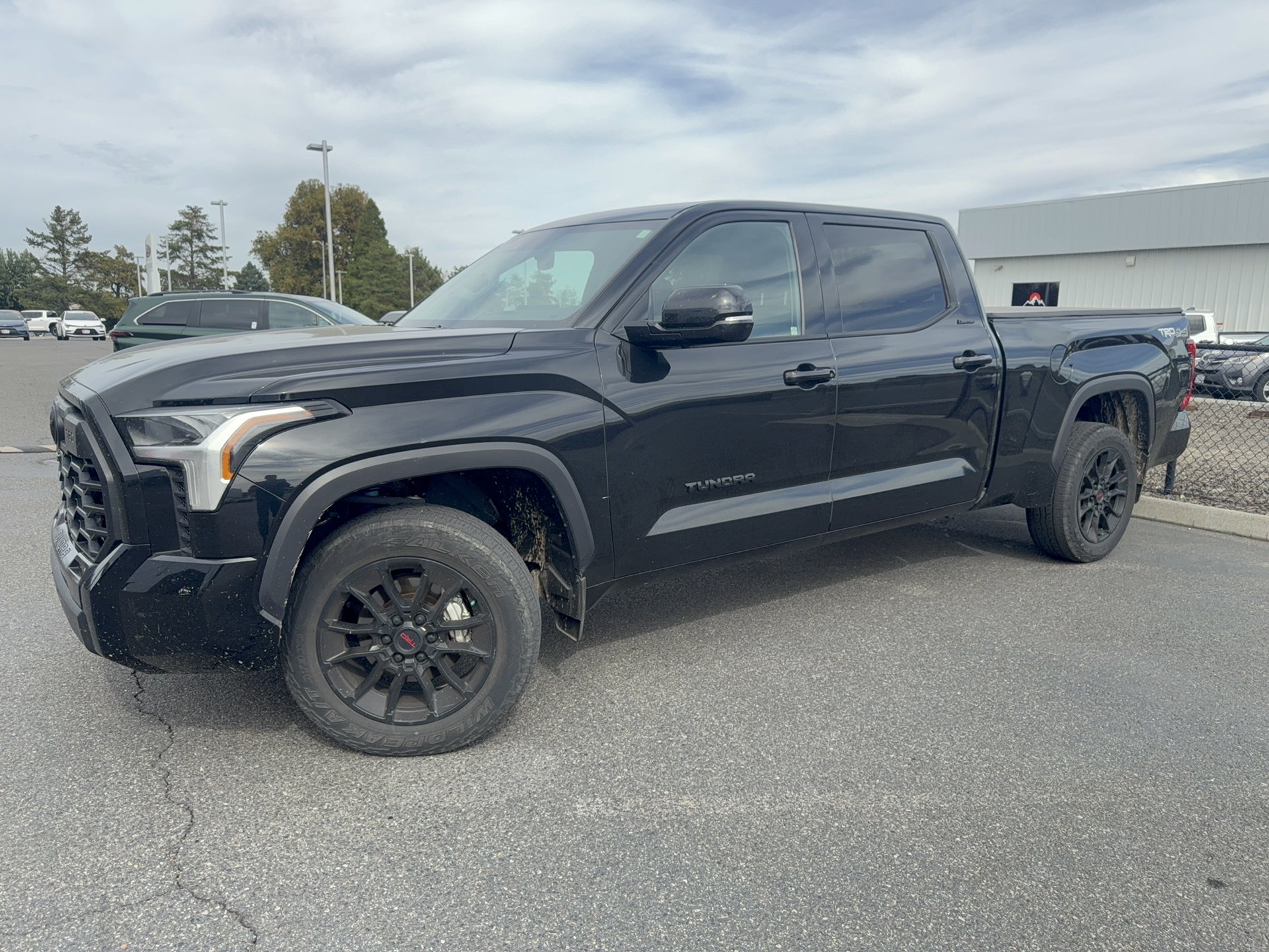 Used 2024 Toyota Tundra Limited w/ TRD Off-Road Package AWD/4WD image 32