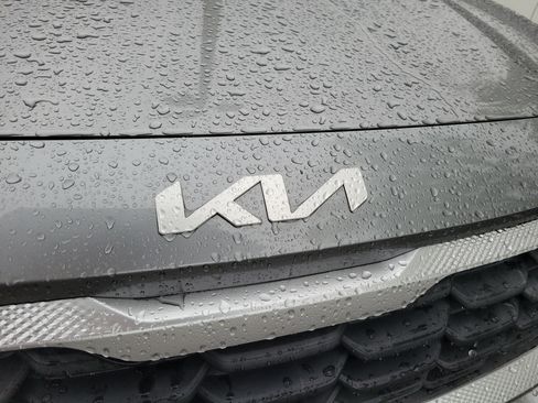 Used 2023 Kia Seltos LX image 30