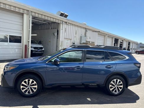 Used 2022 Subaru Outback Premium w/ Popular Package #1 AWD/4WD image 5