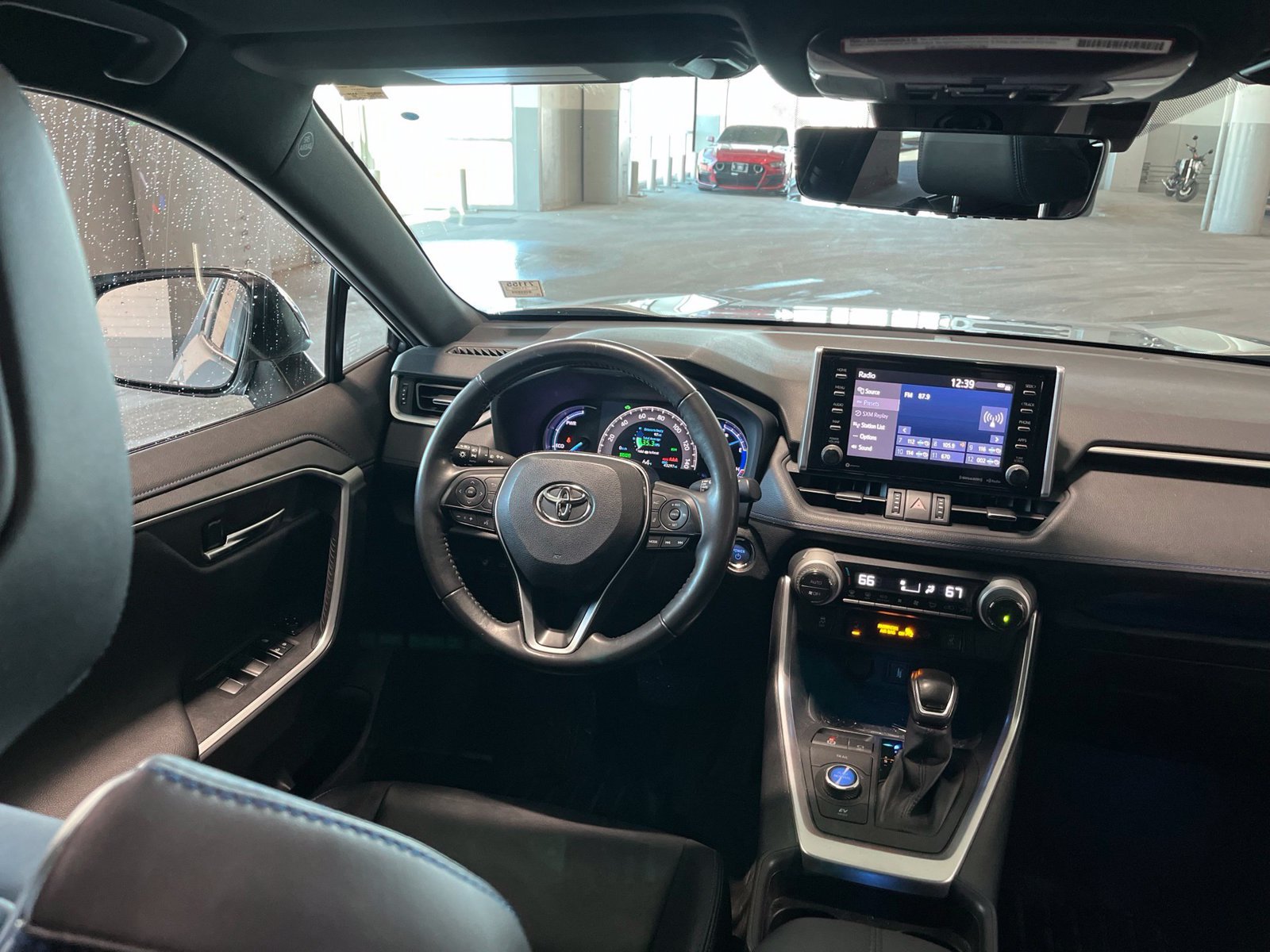 Used 2020 Toyota RAV4 XSE w/ XSE Grade Weather Package AWD/4WD image 38