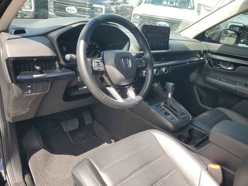 Used 2025 Honda CR-V EX-L image 9