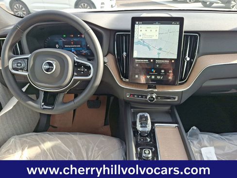 New 2026 Volvo XC60 B5 Plus w/ Protection Package Premier image 8