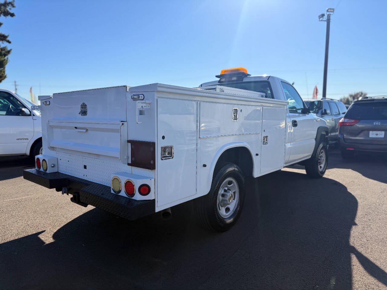 Used 2002 Chevrolet Silverado 2500 2WD Regular Cab image 6
