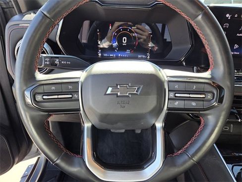 Used 2023 Chevrolet Colorado Z71 w/ Z71 Convenience Package 2 image 18