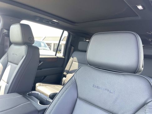 New 2026 GMC Yukon XL Denali w/ Sun & Power Step Package AWD/4WD image 21