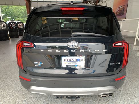 Used 2021 Kia Telluride EX w/ EX Premium Package FWD image 7