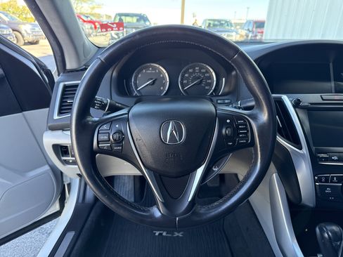 Used 2016 Acura TLX w/ Technology Package image 14