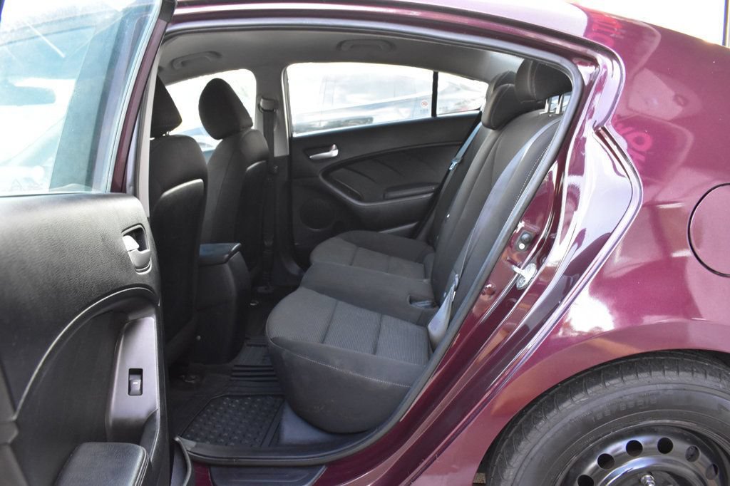 Used 2018 Kia Forte LX FWD image 17