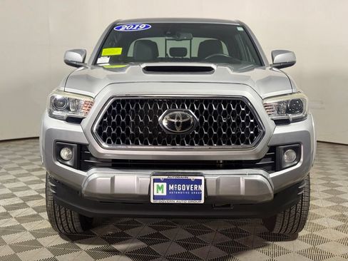 Used 2019 Toyota Tacoma TRD Sport w/ Technology Package AWD/4WD image 10