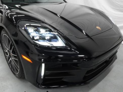 Used 2024 Porsche Panamera 4 image 62