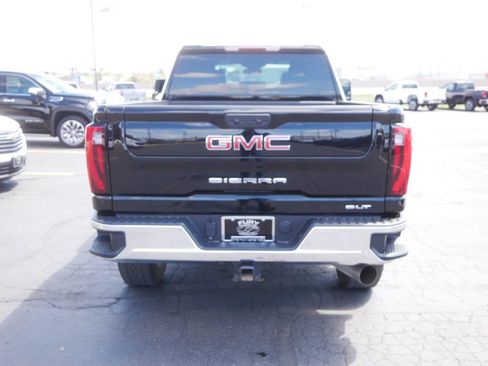 Certified 2025 GMC Sierra 2500 SLT w/ SLT Convenience Package AWD/4WD image 9