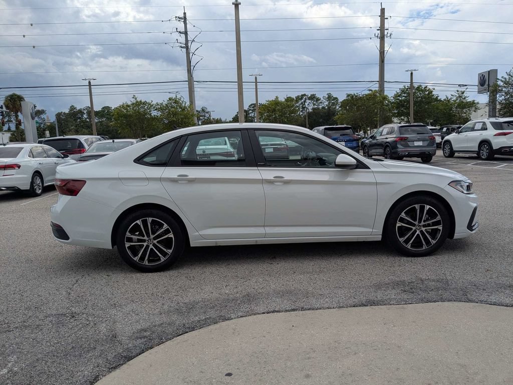 Used 2026 Volkswagen Jetta Sport FWD image 7